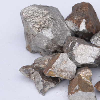 FeTi سبيكة Ferrotitanium 70 معدن حديد تيتانيوم كتلة / شكل مقطوع