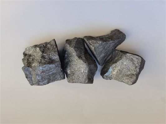 75٪ FeSi Iron Silicon Alloy عالية النقاء 50-100mm كتل السيليكون الحديدي